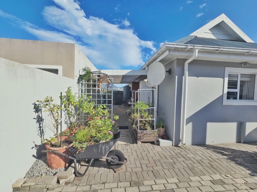 2 Bedroom Property for Sale in Montage Western Cape